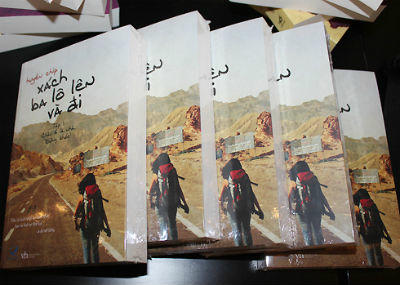 Xách ba lô là đi nhưng Huyền Chíp cũng bó tay với sách lậu