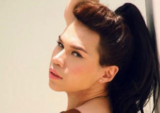 Những nỗi buồn mênh mang vẫn còn phía sau nụ cười của người chuyển giới