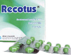 Thuốc Recotus trị ho thường được các học sinh tìm mua uống mà không nghĩ đến tác hại nếu lạm dụng.