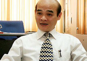 Ông Nguyễn Huy Quangsau khi điều trị xong mà bệnh nhân đến cám ơn bác sỹ, điều dưỡng viên... cân đường, hộp sữa, con gà, con vịt thì đấy là chuyện bình thường