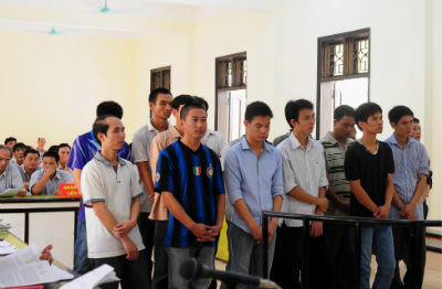 Các bị cáo tại phiên tòa sơ thẩm