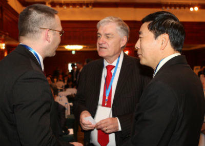 Các đại biểu chia sẻ kinh nghiệm