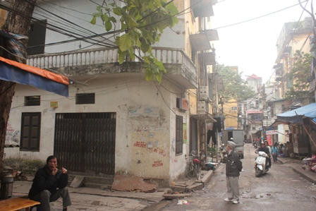 Khu nhà A1-A2 thuộc khu tập thể Nguyễn Công Trứ sẽ được cưỡng chế khi còn quá nhiều vấn đề chưa được làm rõ?