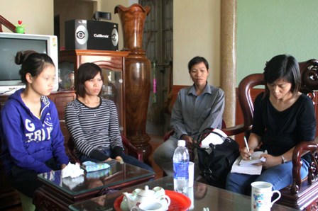 PV trong một lần tìm hiểu thông tin liên quan đến một vụ án hiếp dâm 