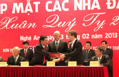 Hội nghị gặp mặt các nhà đầu tư Xuân Quý Tỵ 2013 tại Nghệ An