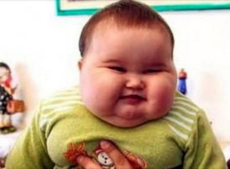 Tình trạng trẻ béo phì đang khiến nhiều bậc cha mẹ lo lắng