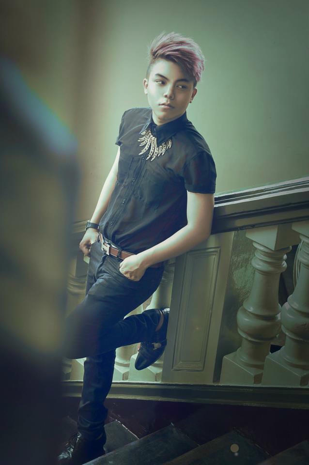 Thường ngày Hy vẫn được mời đóng kịch, hát tại một số sự kiện ở Tp Hồ Chí Minh.