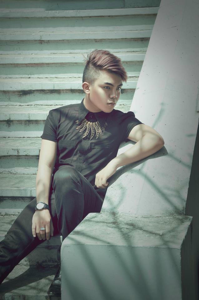 Hy còn gây sốt cộng đồng mạng khi tham gia đóng loạt series phim