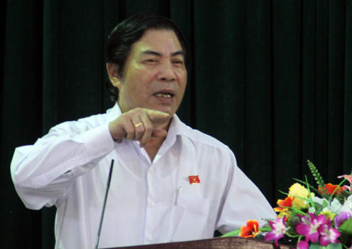 Trưởng Ban Nội chính Trung ương Nguyễn Bá Thanh nói muốn tăng lương phải cắt giảm 30% biên chế.