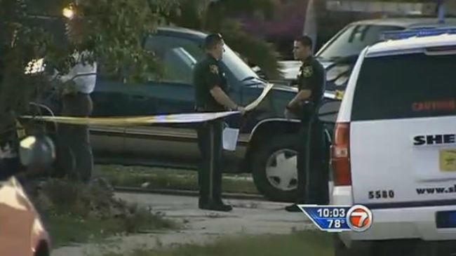 Cảnh sát tại hiện trường vụ việc.