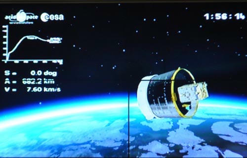 Chuẩn bị tách vệ tinh VNREDSsat-1 - Ảnh chụp qua màn hình