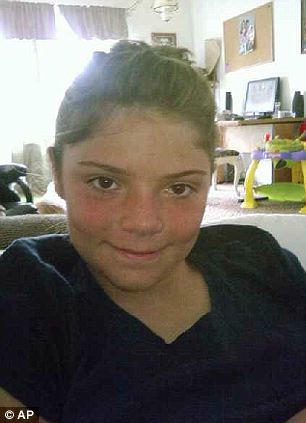 Nạn nhân Elizabeth Olten