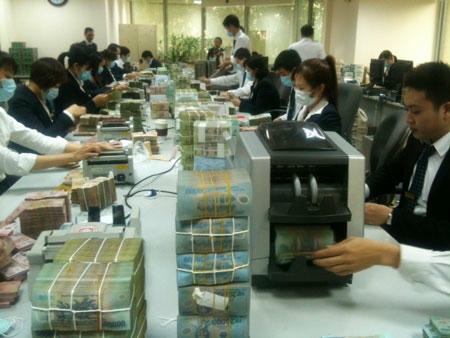 Ngân hàng đang thừa tiền để cho vay (ảnh: An Hạ).