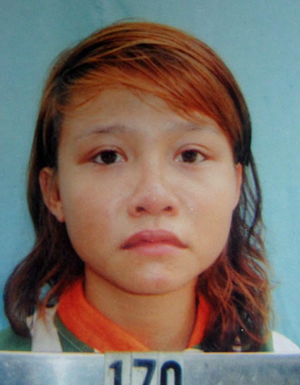 Điệp đánh vỡ nón bảo hiểm một công an