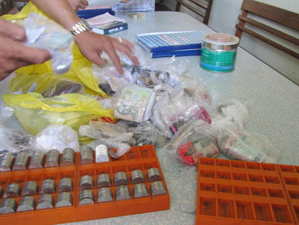 Tang vật vụ án.