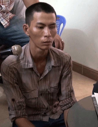 Luận bị bắt tại hiện trường. 