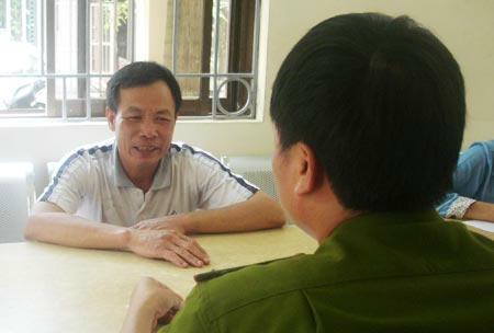 Anh Ngổ tại Công an phường Định Công