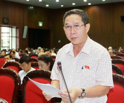 Đại biểu Quốc hội tỉnh Quảng Trị Ly Kiều Vân phát biểu ý kiến