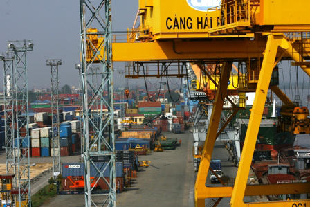 Hải Phòng kỳ vọng các dự án công nghiệp lớn và các dự án cơ sở hạ tầng sẽ tạo động lực vực dậy nền kinh tế. Ảnh: MH