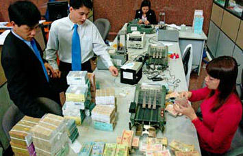 Tái cấu trúc ngân hàng có làm sở hữu chéo phức tạp hơn?