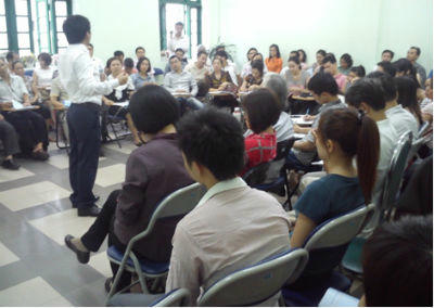 Một lớp học thôi miên (ảnh VTC)