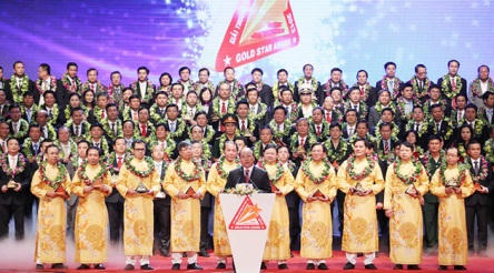 Phó Thủ tướng Nguyễn Xuân Phúc cùng 199 thương hiệu 