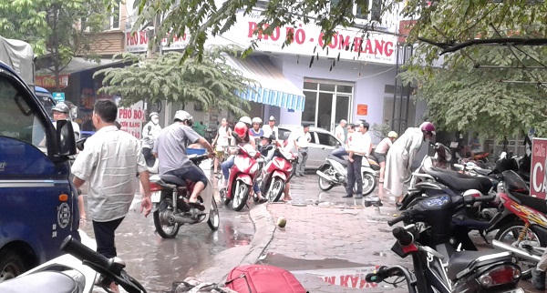 Ngán ngẩm sự cố do Hà Nội ngập sâu