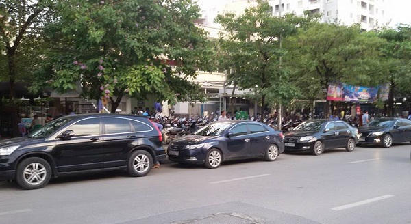 Dịch vụ giải khát 'hốt bạc' ngày nắng nóng