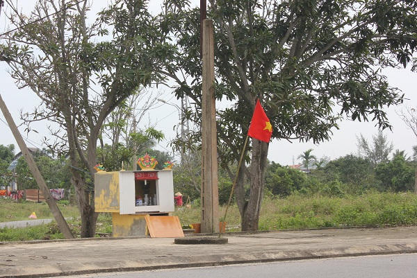 Chuyện hoang đường về ngôi miếu tại khúc cua tử thần ở Hội An