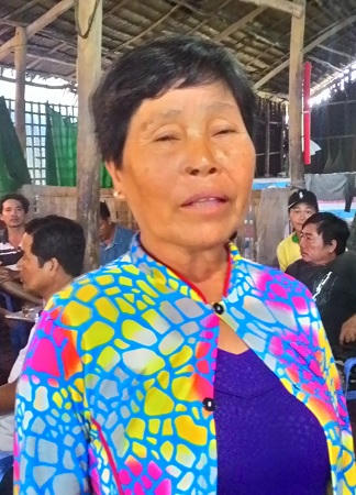 Cả xã viết đơn xin miễn tội cho ông chồng đánh ghen