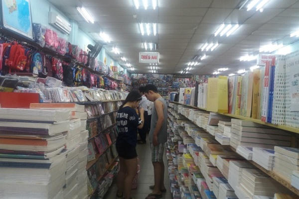 Sách giáo khoa vào mùa, mã đẹp, giá không nhiều biến động