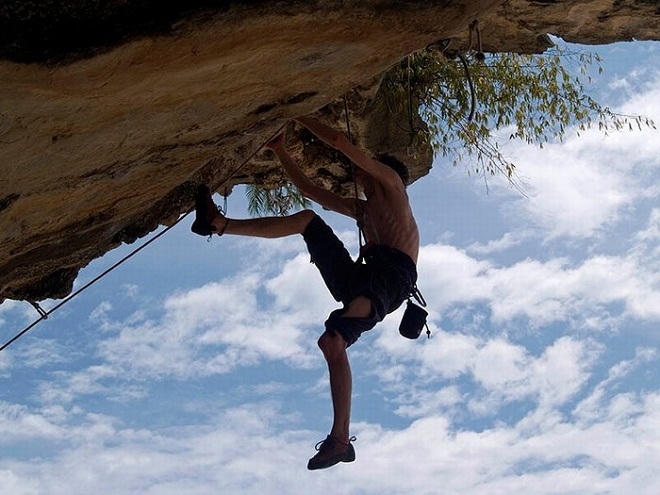 Say đắm với thác trên biển duy nhất tại Việt Nam