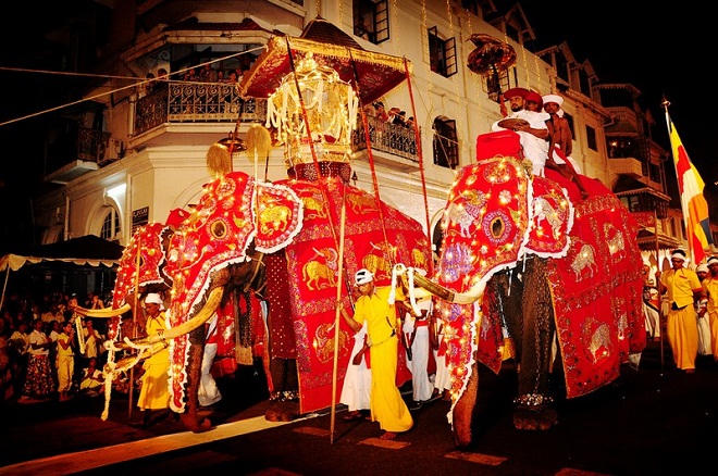 Những lễ hội tưng bừng nhất thế giới trong tháng 8