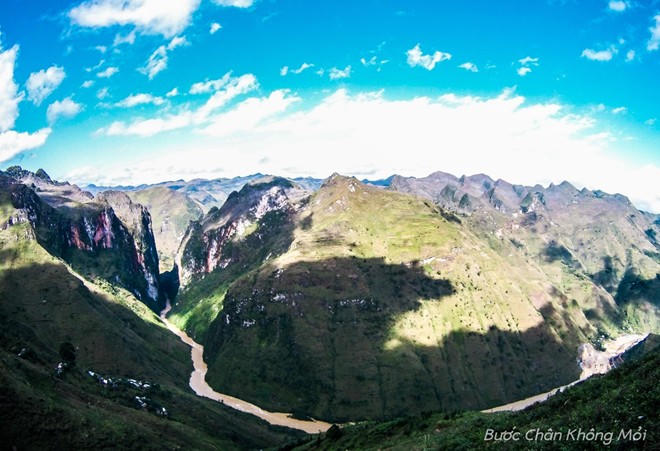 Chinh phục “Tứ đại đỉnh đèo” huyền thoại của Việt Nam