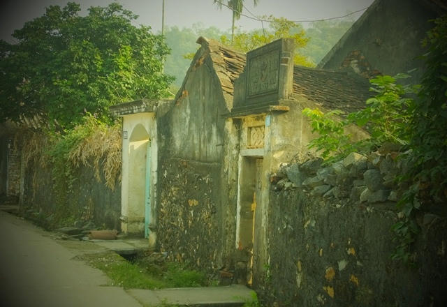 Làng[-]cổ[-]trăm[-]tuổi[-]nức[-]tiếng[-]xứ[-]Thanh