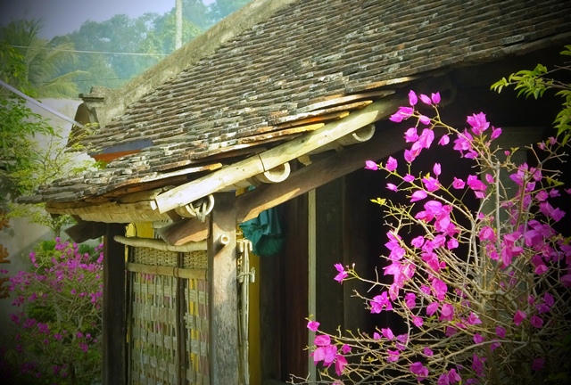 Làng[-]cổ[-]trăm[-]tuổi[-]nức[-]tiếng[-]xứ[-]Thanh