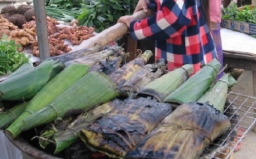 du lịch, phú thọ, đặc sản, đặc sản phú thọ, thịt chua, bánh chưng, cọ