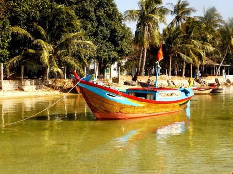 Ngắm cảnh đẹp tuyệt vời trên biển Đầm Môn