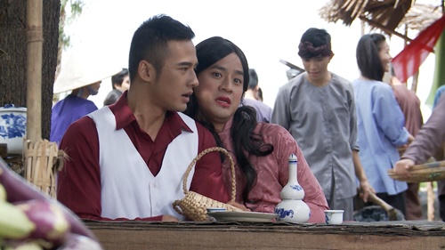 "Ải mỹ nhân": Thúy Diễm đòi lột áo, cào mặt bồ nhí Lương Thế Thành - 3