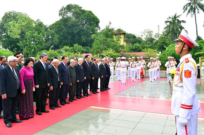 Lãnh đạo Đảng, Nhà nước dâng hương tưởng nhớ Chủ tịch Hồ Chí Minh