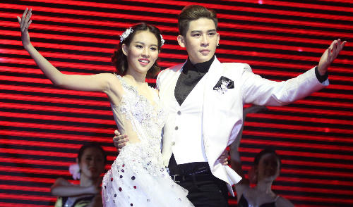 phi-phuong-anh-gianh-ngoi-quan-quan-the-face-2016