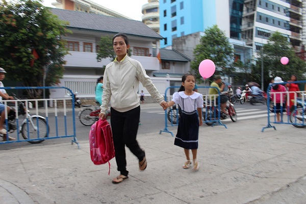 Ấn tượng hình ảnh chào mừng năm học mới trên cả nước