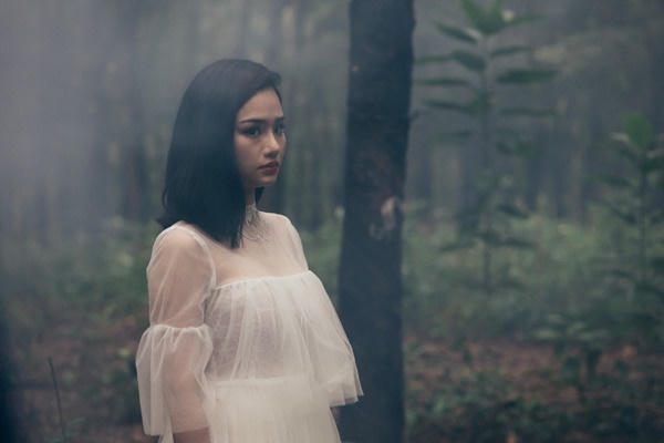Miu Lê ra mắt MV mới đầy ma quái cho nhạc phim “Cô hầu gái”