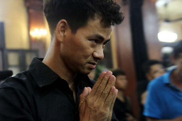 'Sao' tên tuổi nức nở tiễn biệt nghệ sĩ Hán Văn Tình