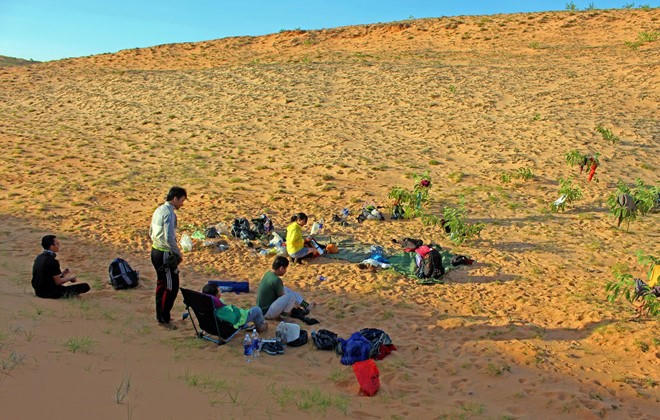 Cung đường chinh phục sa mạc cát lớn nhất Việt Nam