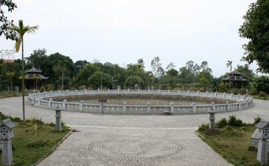 Gieng nuoc lon nhat Viet Nam o dau? hinh anh 1