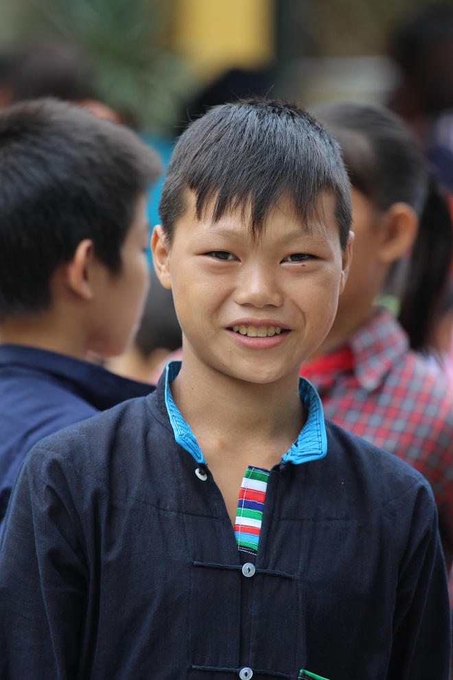 Trẻ vùng cao e thẹn chia sẻ ước mơ Tết Trung thu