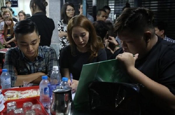 Ngân Quỳnh khóc nấc, Cát Phượng nén nỗi đau đến tiễn biệt Minh Thuận