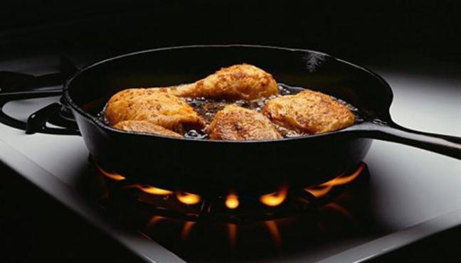 Bo ngay thoi quen nau nuong nay neu khong muon ca nha “chet tu tu”