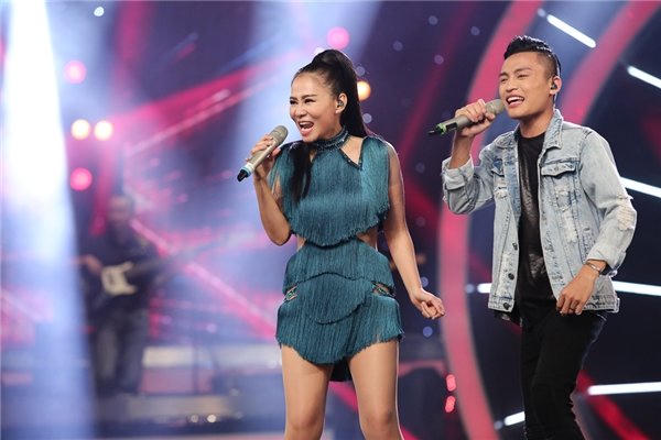 Cô gái nước ngoài đầu tiên trở thành quán quân Vietnam Idol 2016